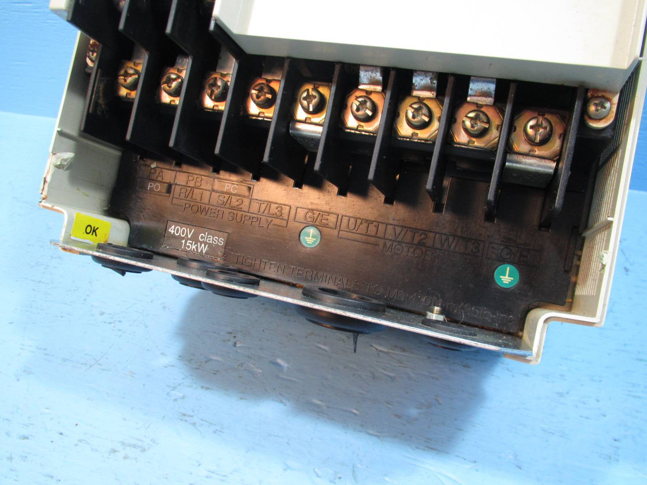 Toshiba VFS7-4150UPLH Transistor Inverter Drive 20 HP 15 kW 20HP 25A 380/460V S7 (NP1512-10)
