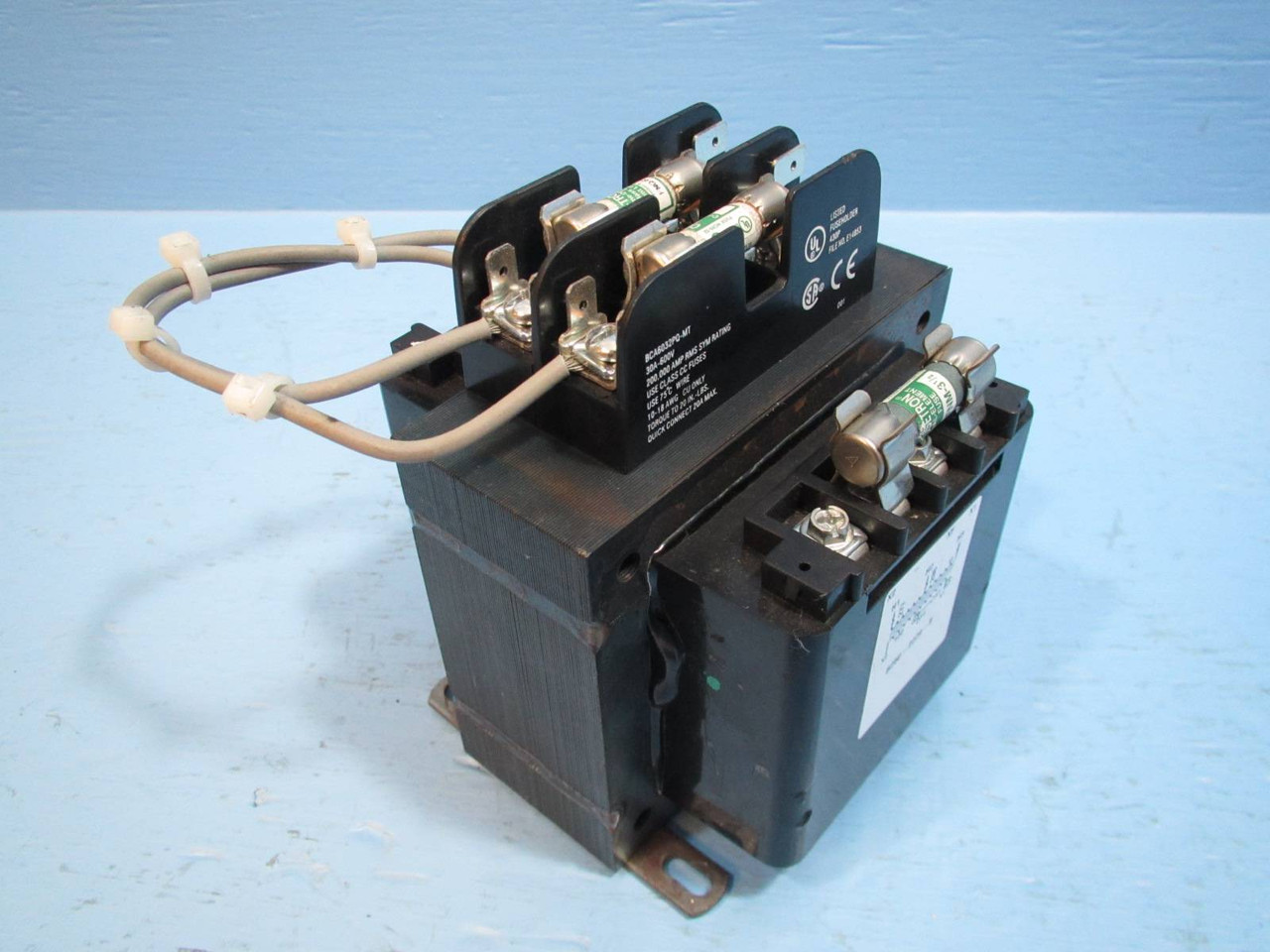 Cutler Hammer C0250E3AFB Industrial Control Transformer 250 VA 50/60Hz CH MTE (NP1530-1)