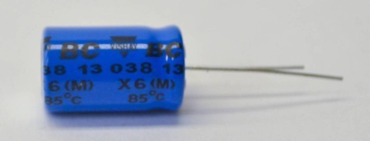 Image of New Lot of 300 Vishay MAL203858471E3 470mfd 63V 20% Electrolytic Capacitor