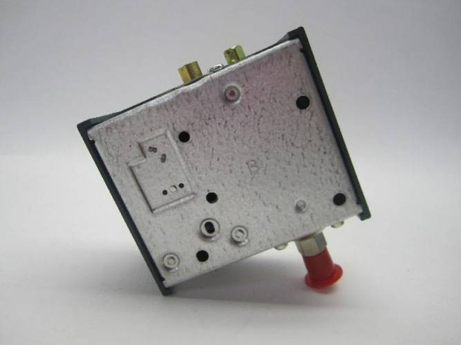 New Danfoss KPU2-060-5237 Low Pressure Switch NIB (YY2769-3)