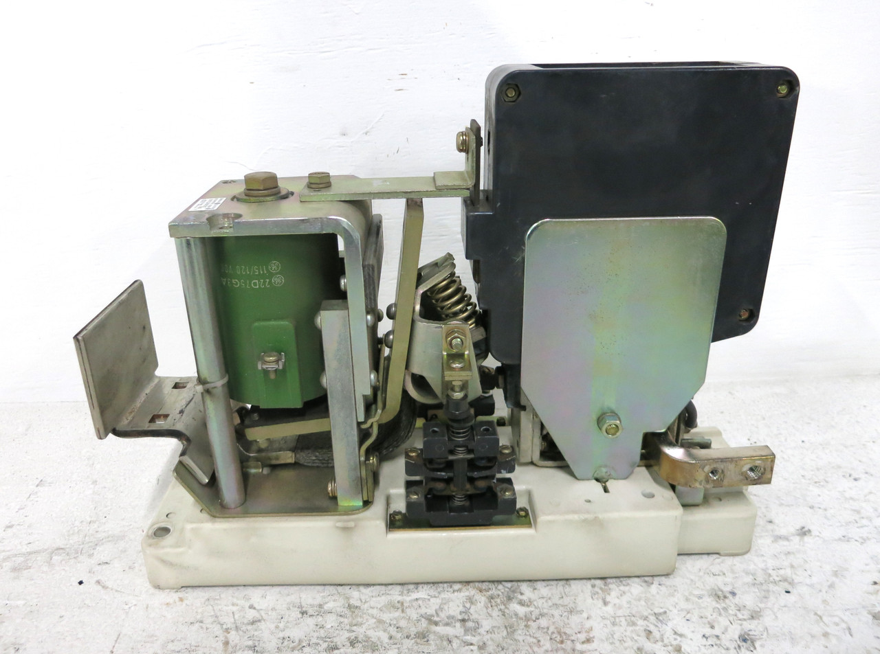 GE 7A01LXA003XT 900A DC Contactor 600V 120 VDC Coil DS303A 900 Amp (EBI1757-3)