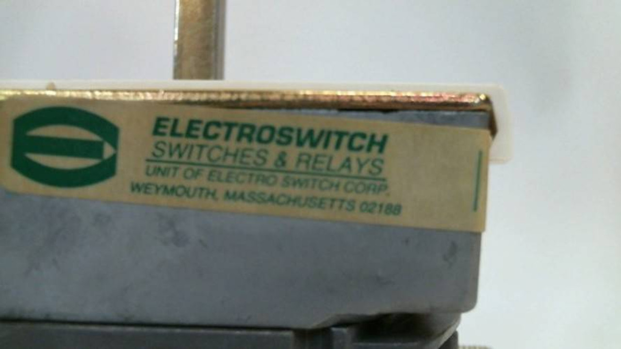 Electroswitch 505A714G22 New 20A 300V Hole Dia Pins Maintained Rotary Switch NIB (YY3314-1)