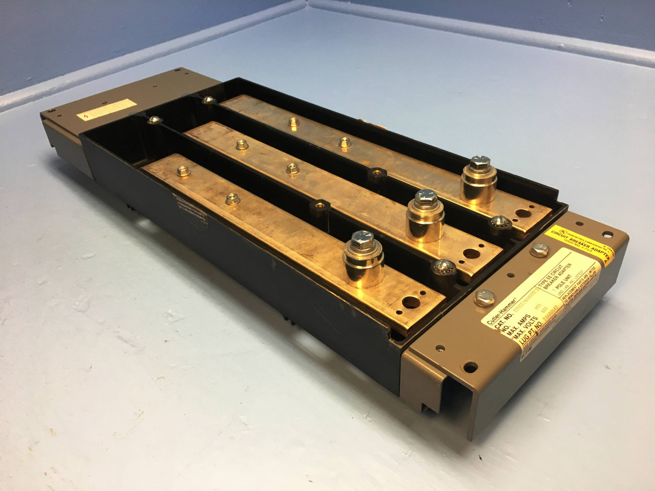 Cutler Hammer EHMCG360800TC2X 800A EE Circuit Breaker Adapter TA800MA2 800 Amp (EM1934-6)