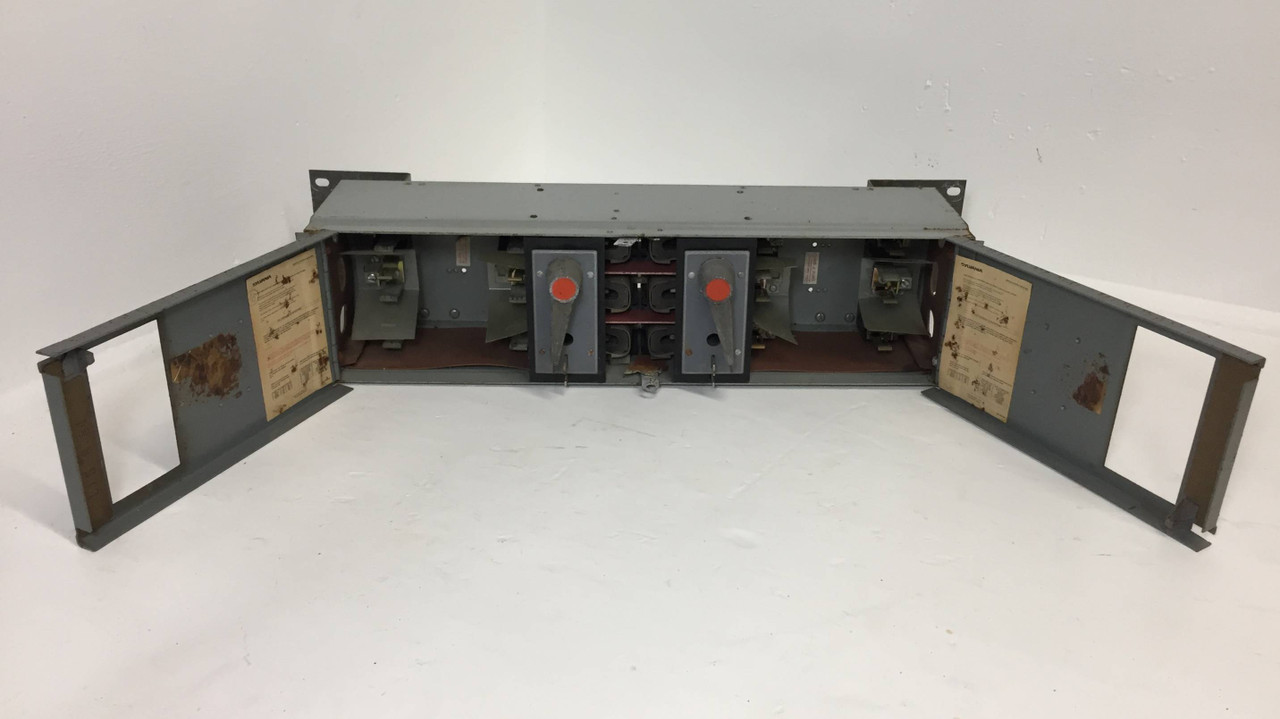 Sylvania QSFT353R 30A QSF Twin Fusible Panelboard Switch 3 Pole 30 Amp Rusty (EM1948-56)