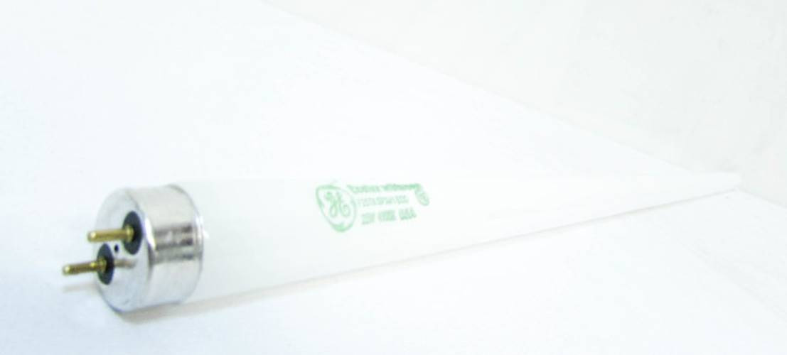 Image of GE F25T8/SPX41/ECO BOX OF 24 New Fluorescent Lamps T8 25W 36" 4100K Medium BIPIN
