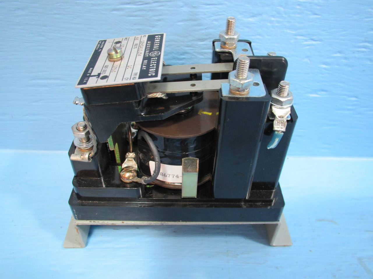 General Electric 12HGA11J54 Auxiliary Relay Type HGA GE 48 Volt DC GEF-2623 (NP1619-8)