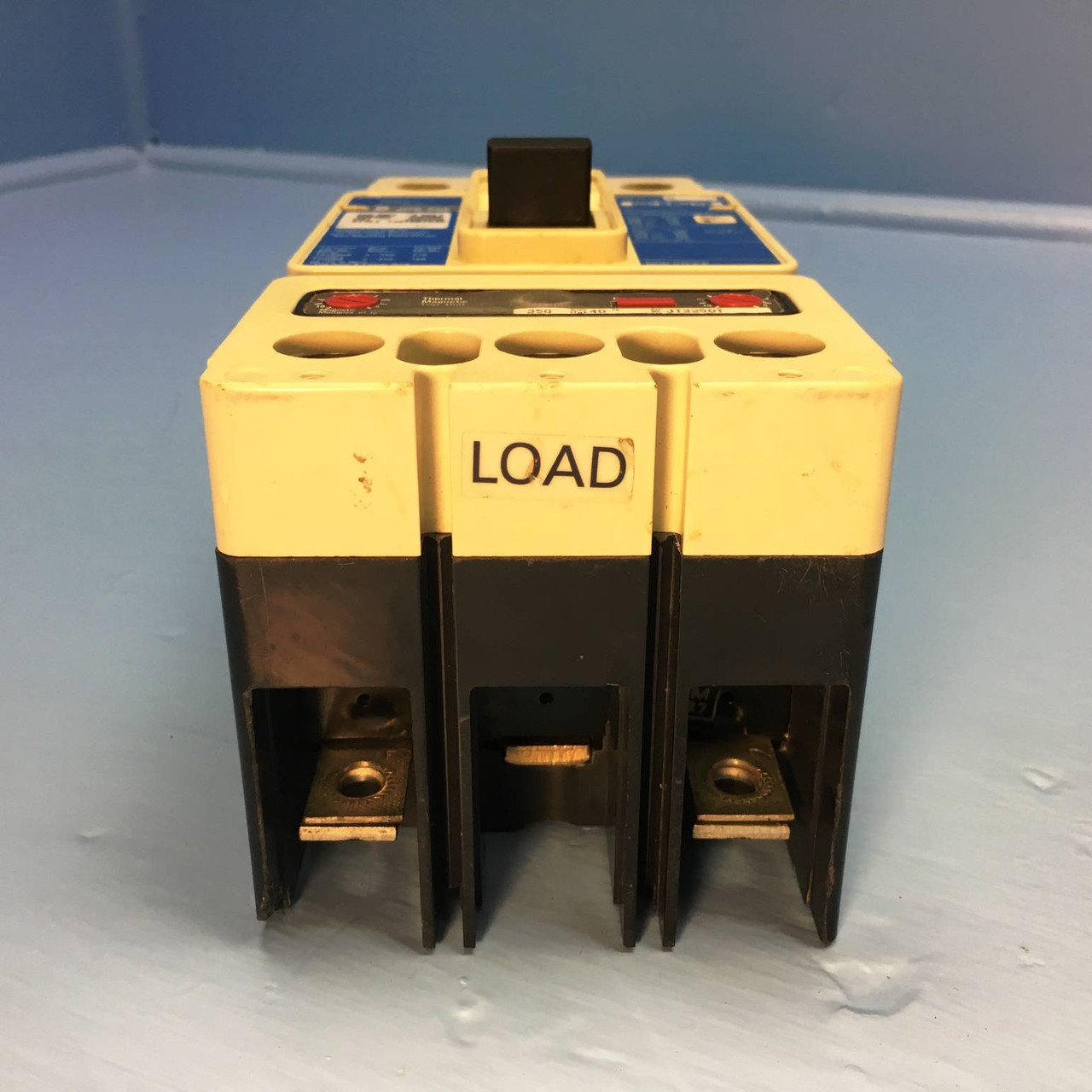 Cutler Hammer JDB2250 250A Circuit Breaker 250 Amp Trip Westinghouse 2 Pole HACR (EM1962-1)