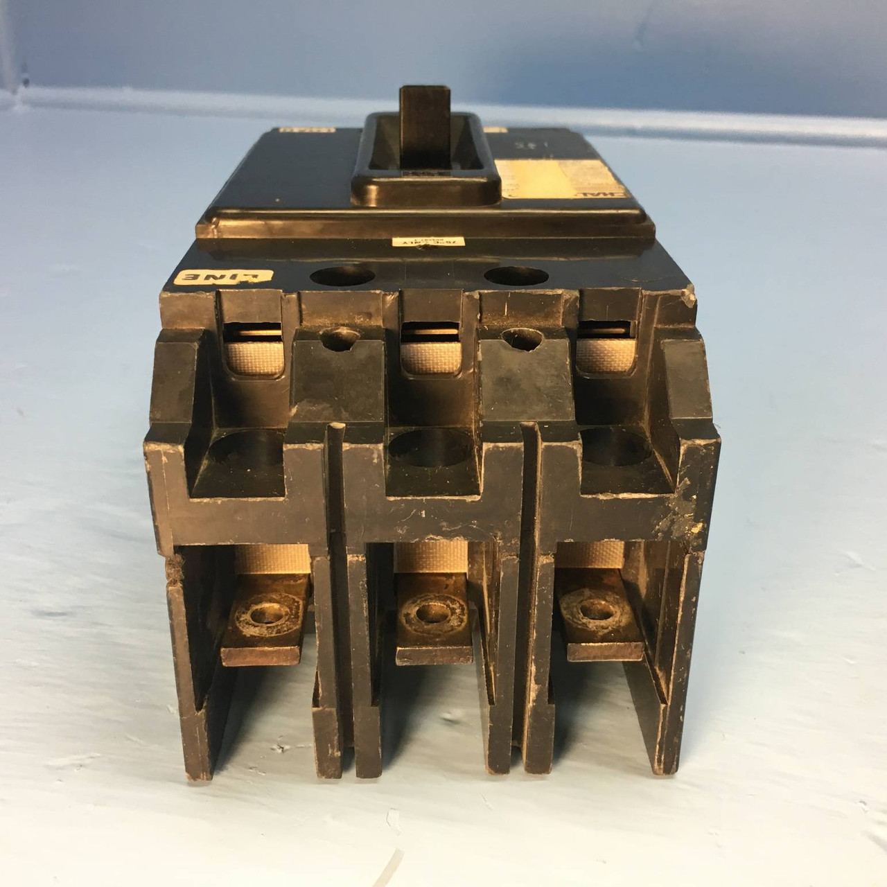 Challenger NFJ437125 125A Circuit Breaker Type NFJ 480V 3 Pole NFJ43125 125 Amp (EM1965-1)