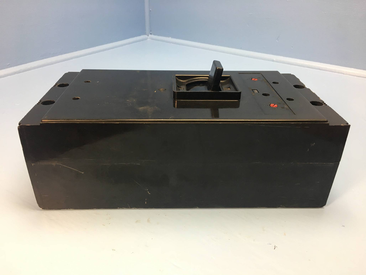 Westinghouse NB21000F 1000A 2 Pole Circuit Breaker w/ 1000 Amp Trip NB21200F 2P (EM1979-1)