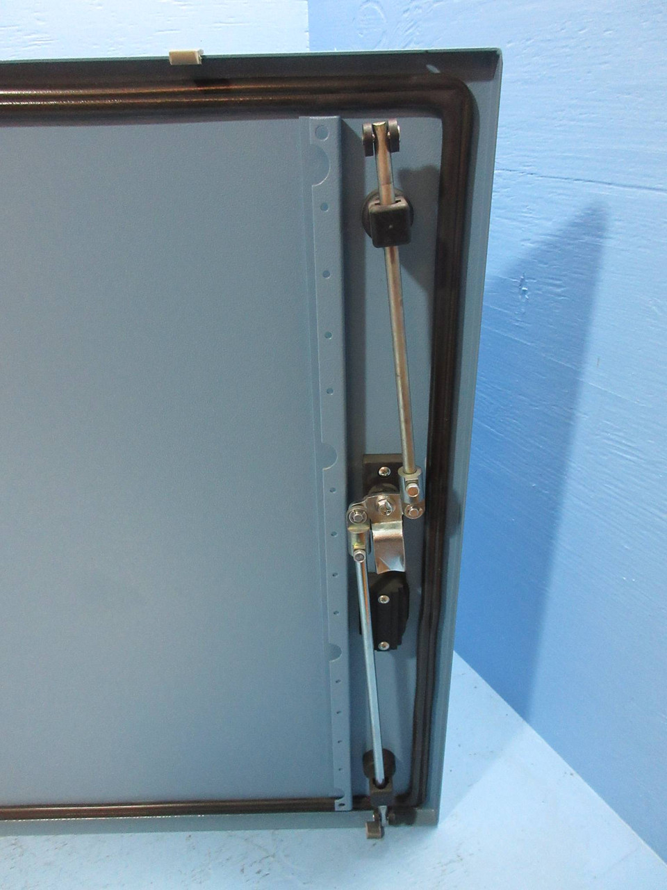 NEW Cooper B-Line 24208AL Industrial Panel 24" x 20" x 8" Enclosure Type 12 & 4 (TK2572-98)