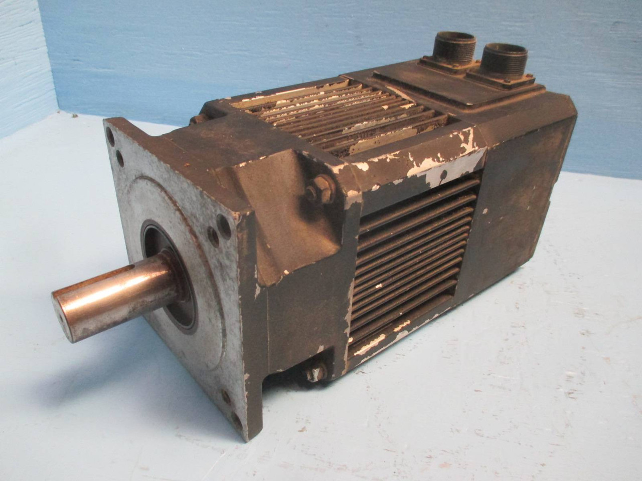 Image of Pacific Scientific R65GENA-R2-NS-VS-00 Brushless Servo Motor PacSci 320V