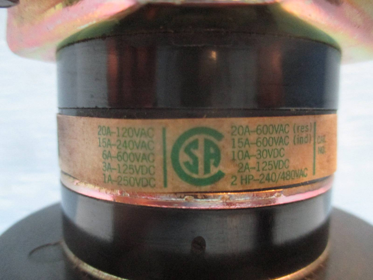 Electroswitch 74203WW 20A 600V Trip Close Rotary Switch Series 24 (DW0178-7)