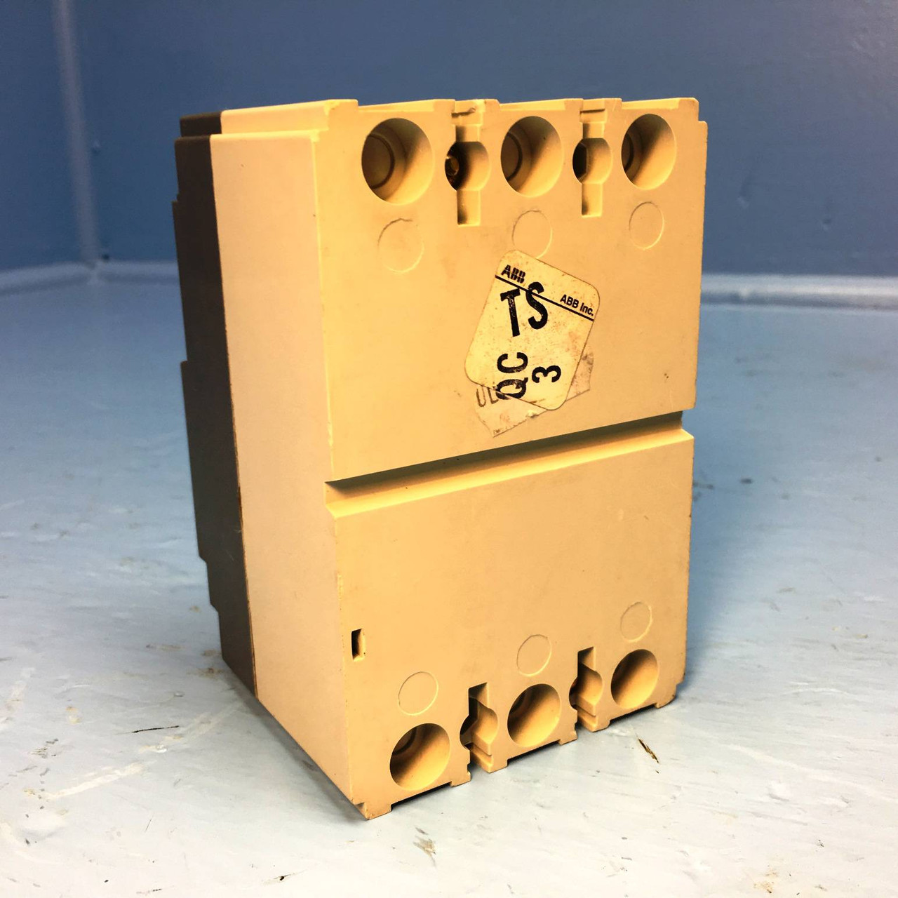 ABB SACE S1 S1N070TL Type S1N 70A Circuit Breaker 277/480V 3 Pole 70 Amp HACR (EM2013-2)