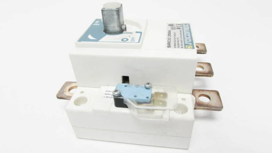 Socomec Sirco 250 Amp On Load Isolator Disconnect Switch Interrupteur (YY3433-2)