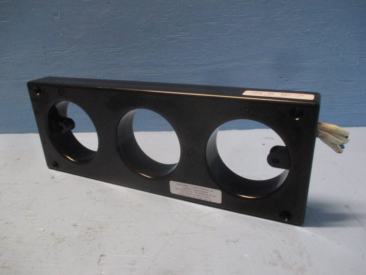 Instrument Transformers 3P668-SD-37716 Current Transformer Ratio 2500:2.5A CT (DW0215-6)