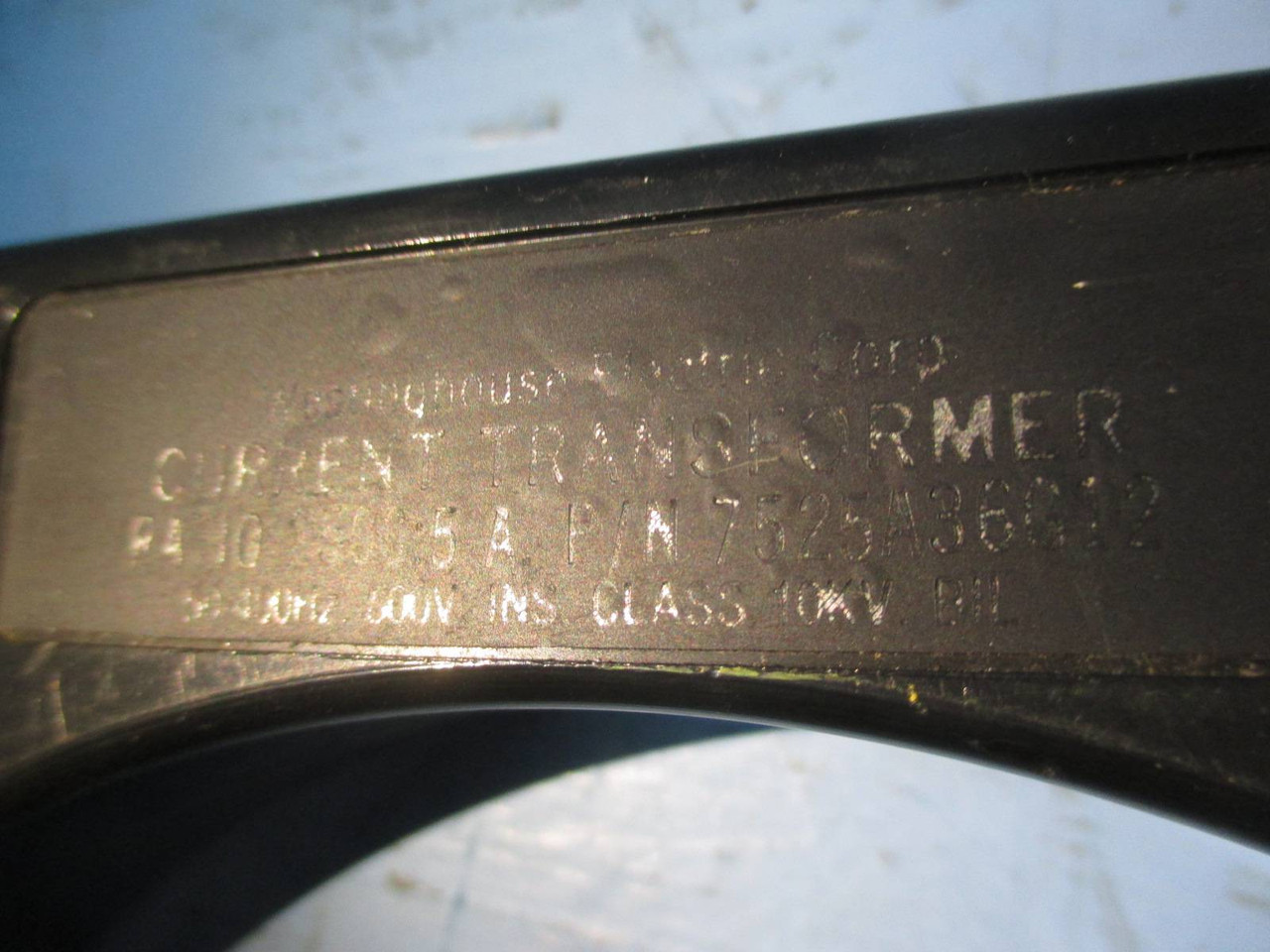 Westinghouse 7525A36G12 Current Transformer Ratio 2500:5A CT (DW0254-1)