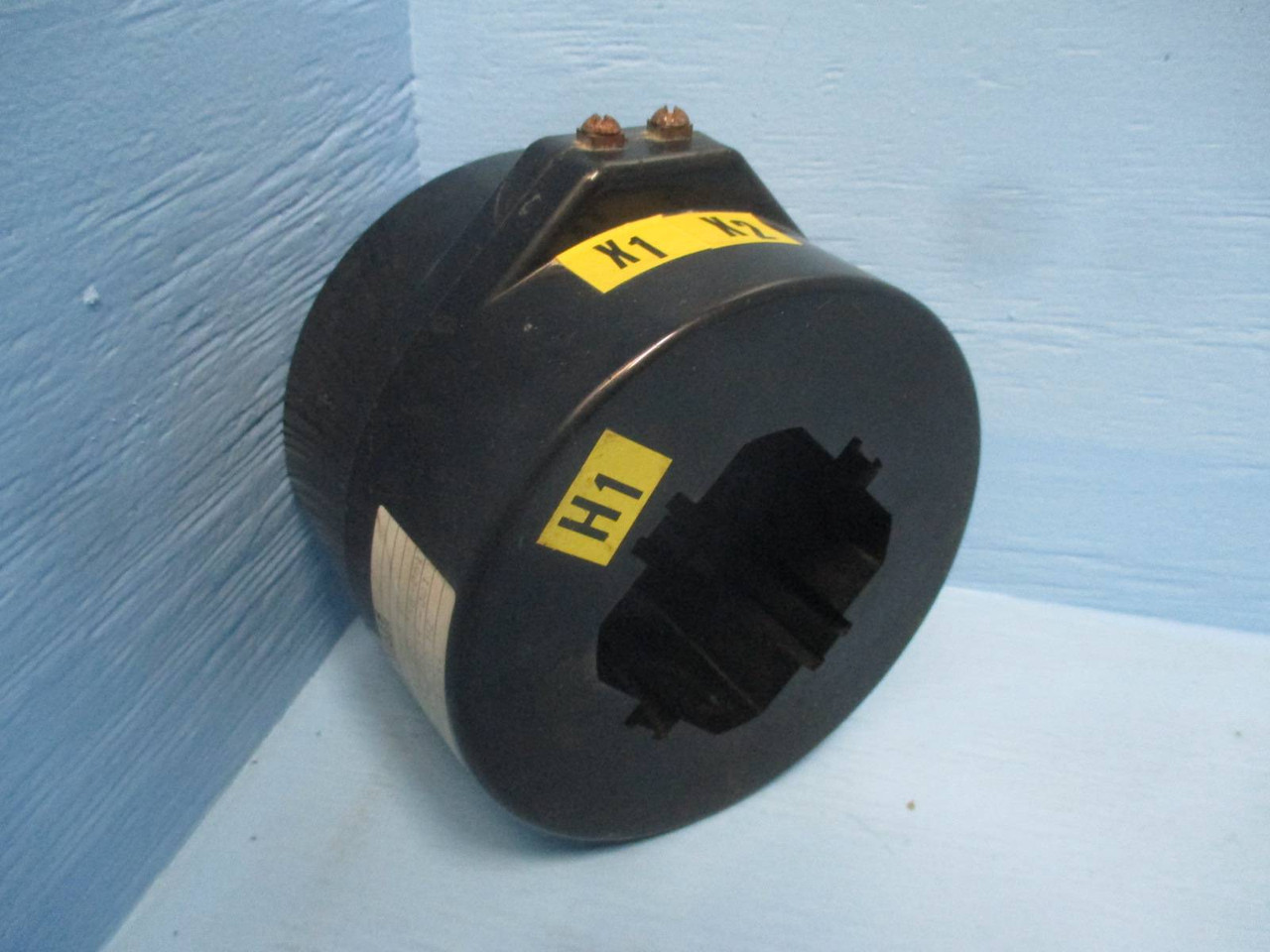 Image of Siemens Allis 61-300-058-061 Type RD-110 Current Transformer Ratio 600:5A CT