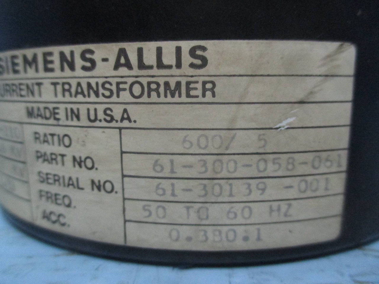 Siemens Allis 61-300-058-061 Type RD-110 Current Transformer Ratio 600:5A CT (DW0274-15)