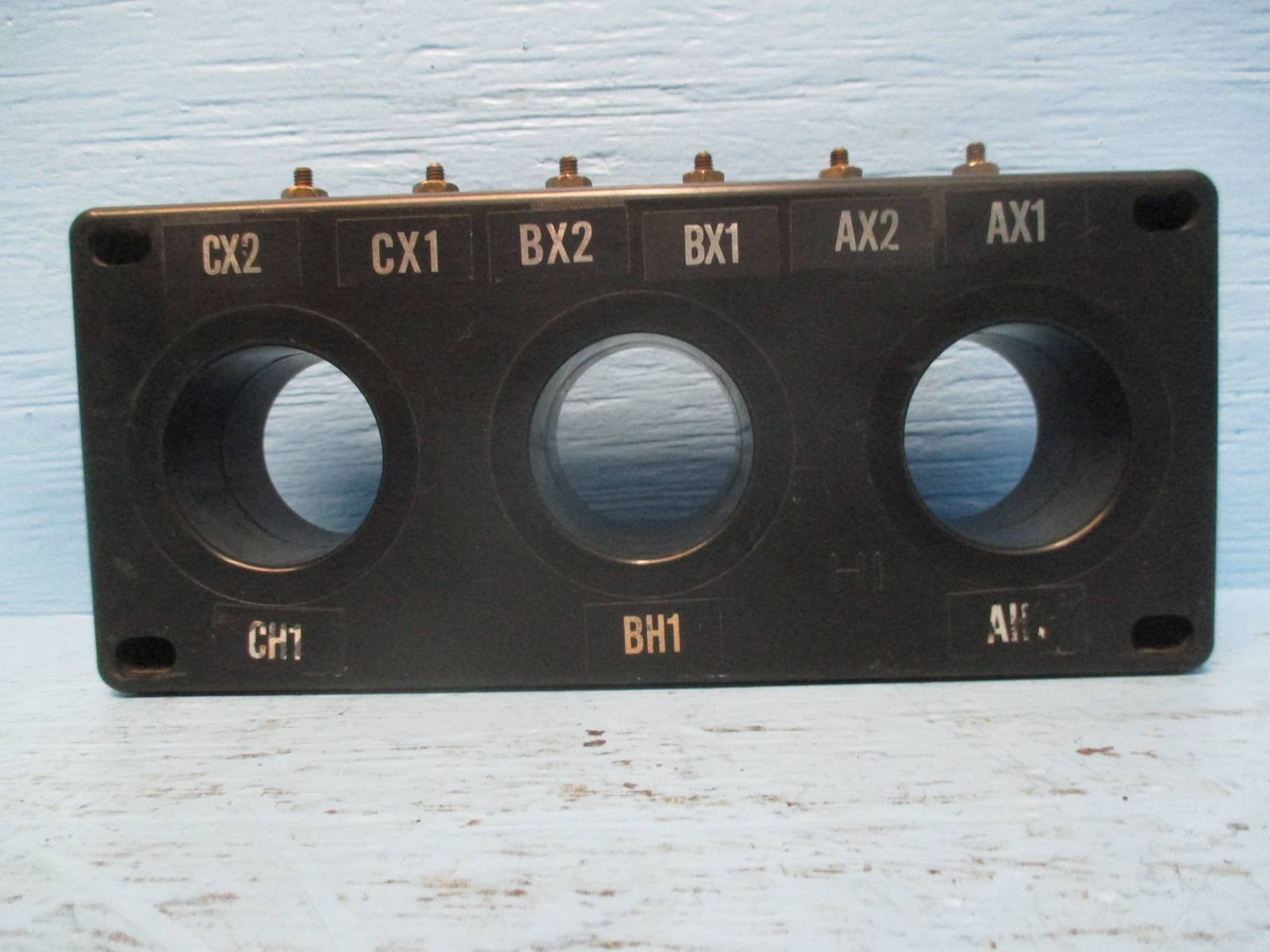 Westinghouse 2092A37H05 Current Transformer Ratio 300:5A CT ITI 3P81-301 (DW0280-2)