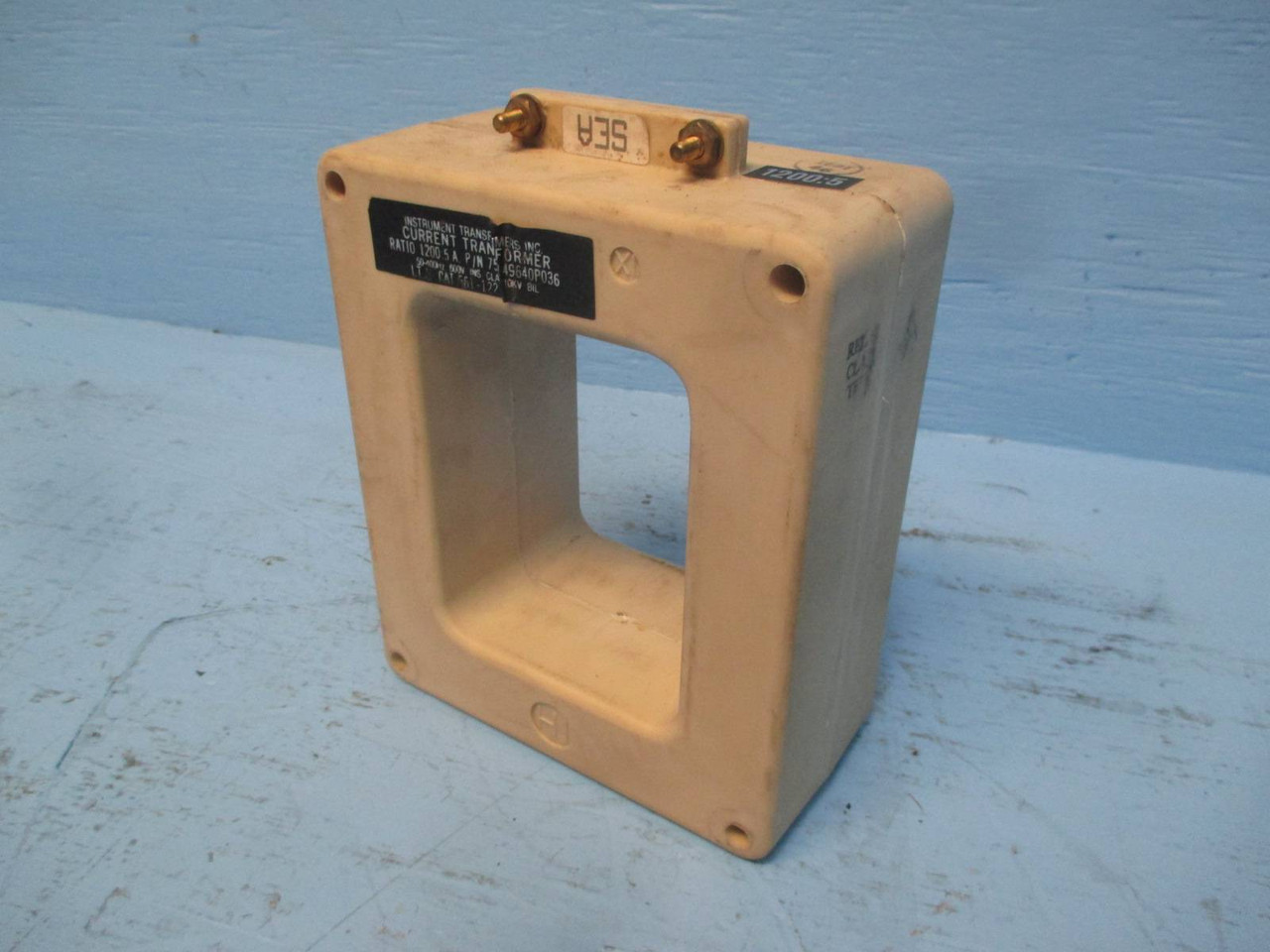 Image of Instrument Transformers 561-122 Current Transformer Ratio 1200:5A CT