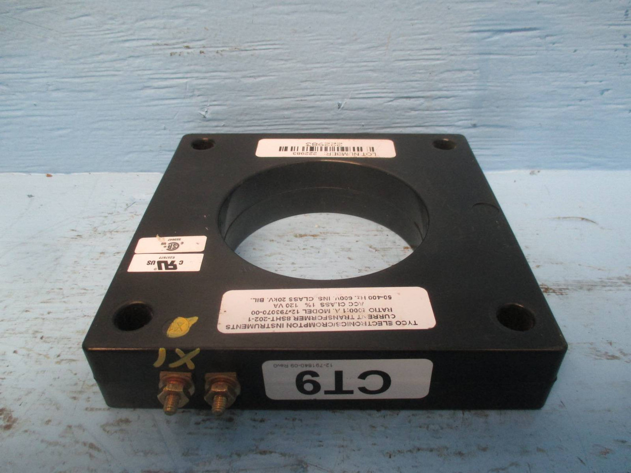 Tyco Electronics 8SHT-202-1 Current Transformer Ratio 2000:1A Crompton 20kV CT (DW0298-14)