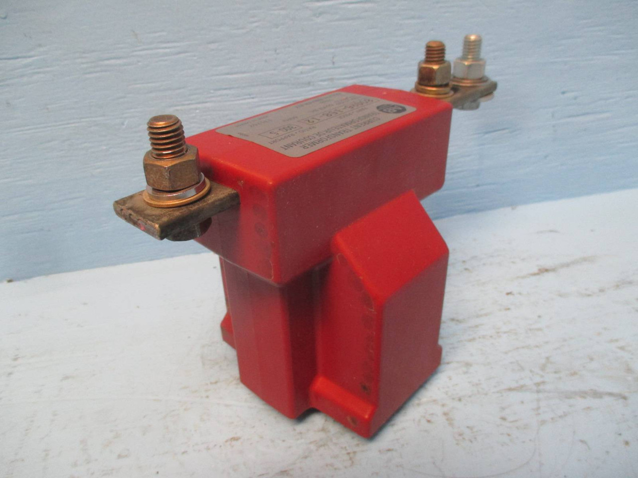 Allen Bradley 80025-158-12 Current Transformer Ratio 300:5 131262 CT (DW0303-2)