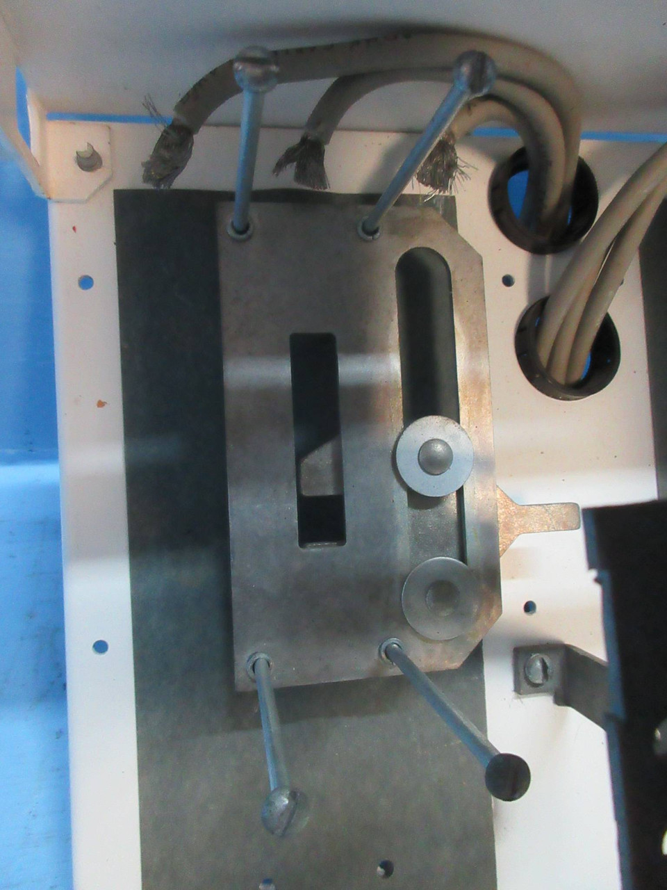 3rd Image of TK2710