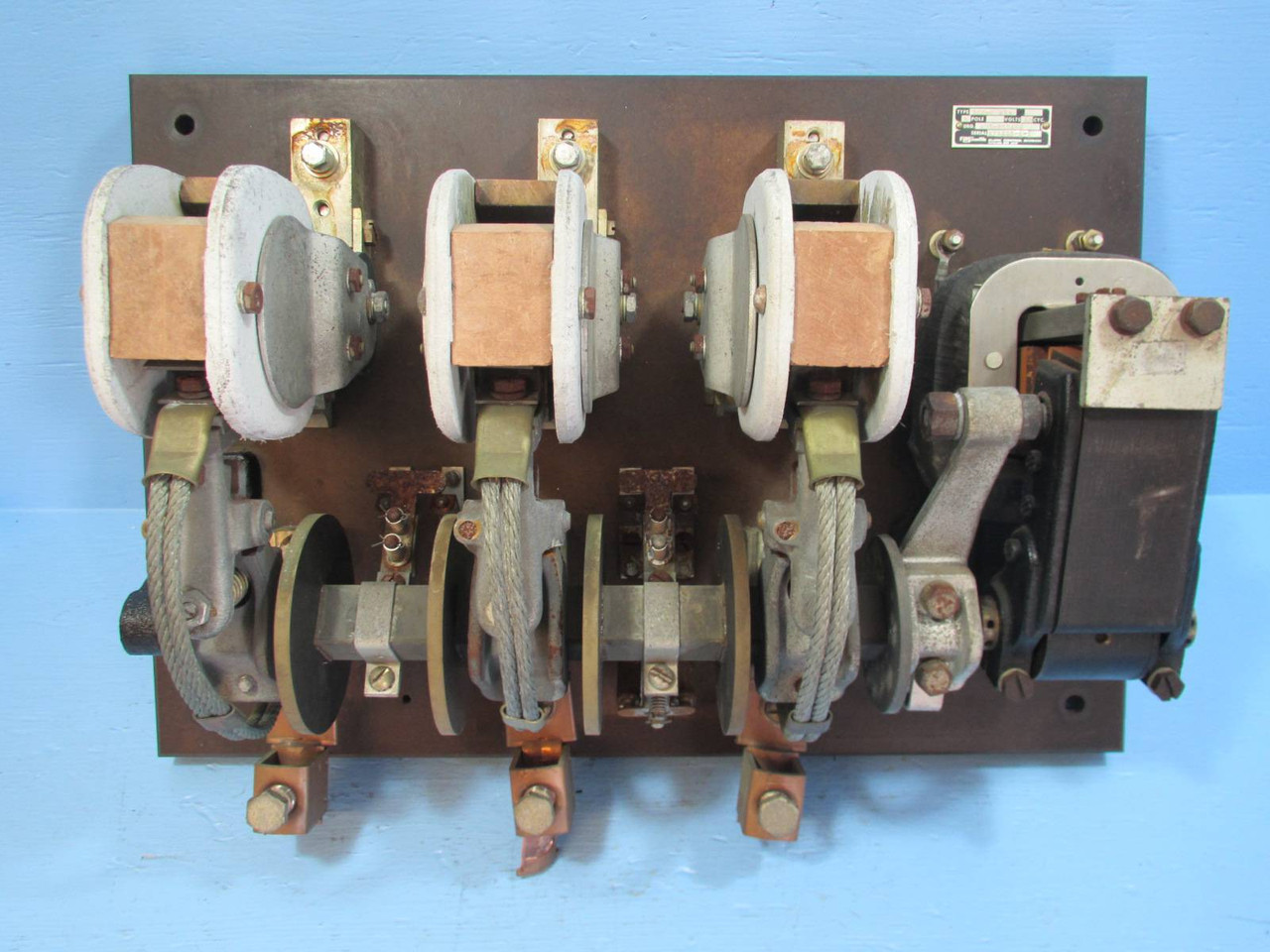 Clark Type 300-4 R3A AC Contactor AO Smith 3P 480V A77-257666 3004R3A Control 60 (NP1716-1)