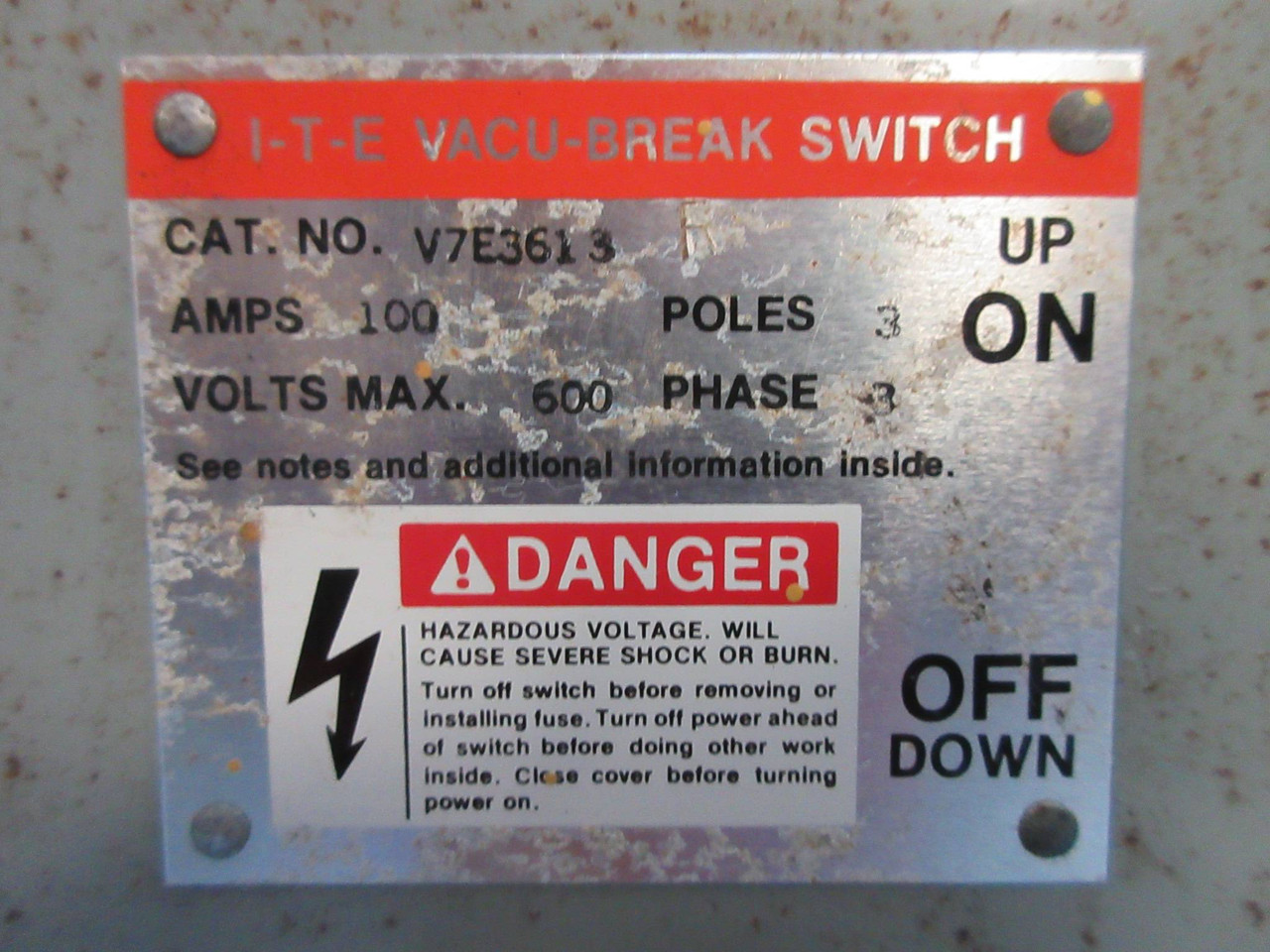 ITE V7E3613 w Hardware 100A & 30A 600V Fusible Vacu-Break Panelboard Switch (TK2734-1)