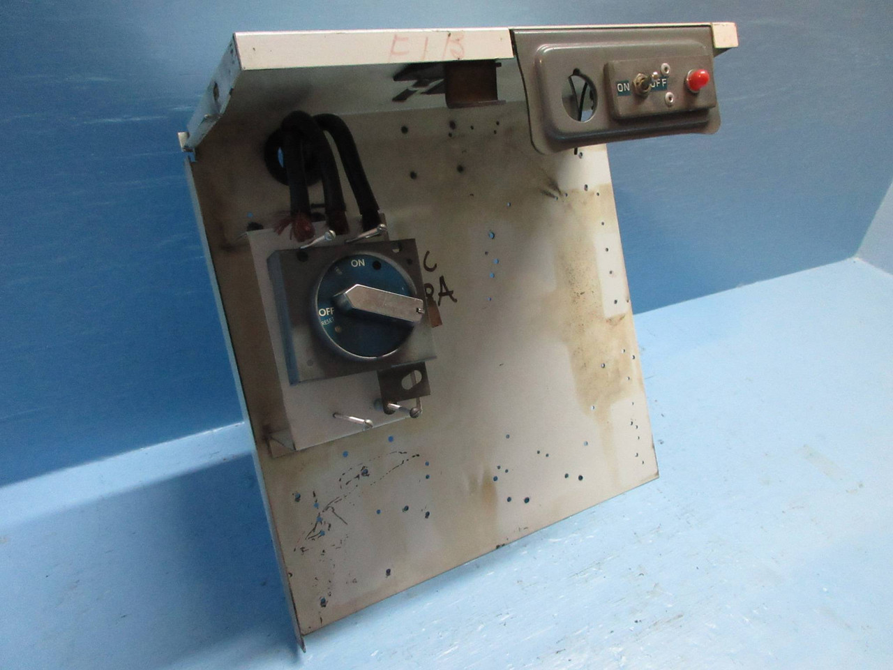 GE Powell 150 Amp Breaker Type 18" Motor Control Center MCC Feeder Bucket 7700 (TK2739-2)