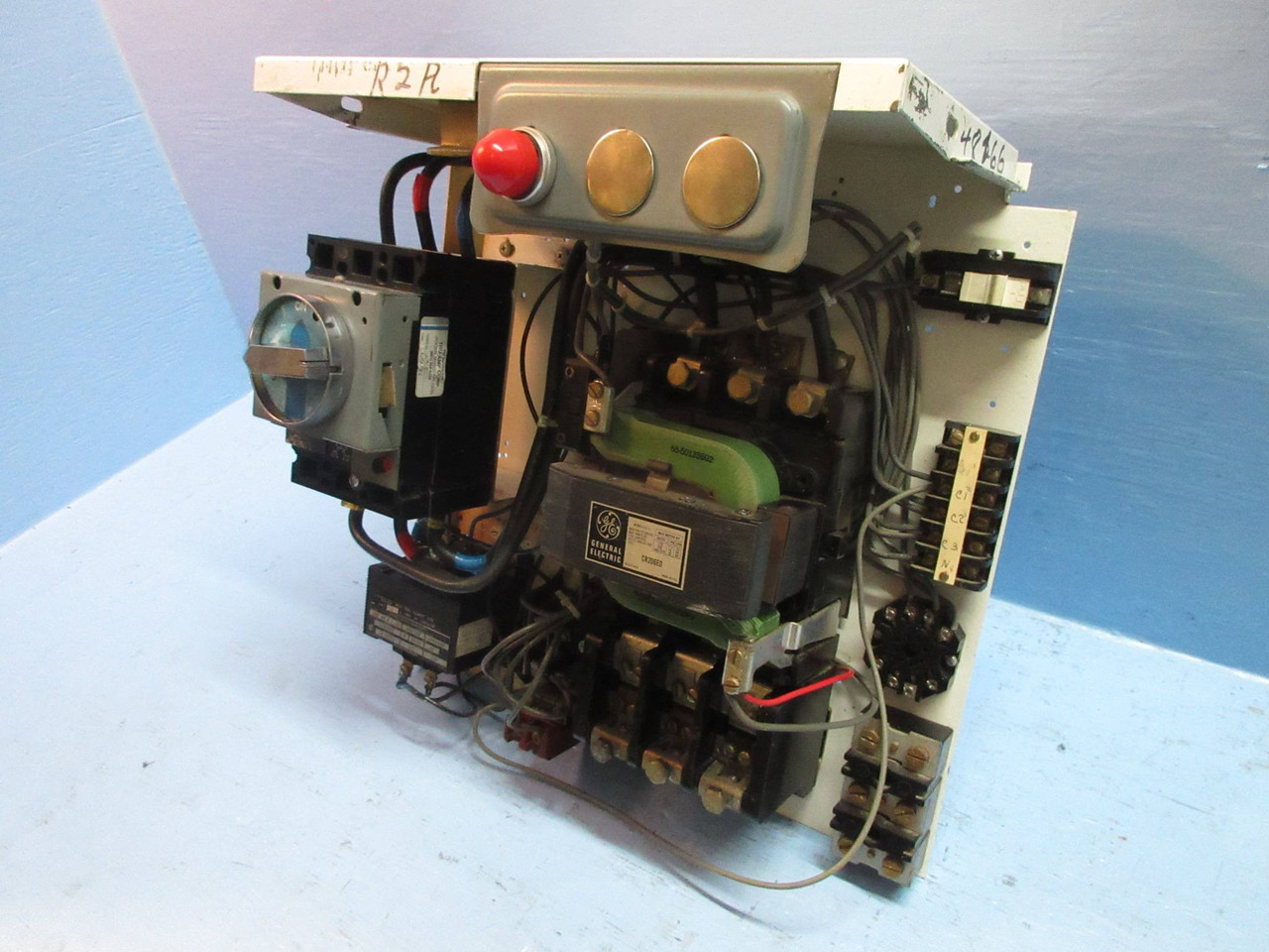 GE Powell Size 3 Starter w 100A Breaker 18" Motor Control Center MCC Bucket 7700 (TK2746-12)