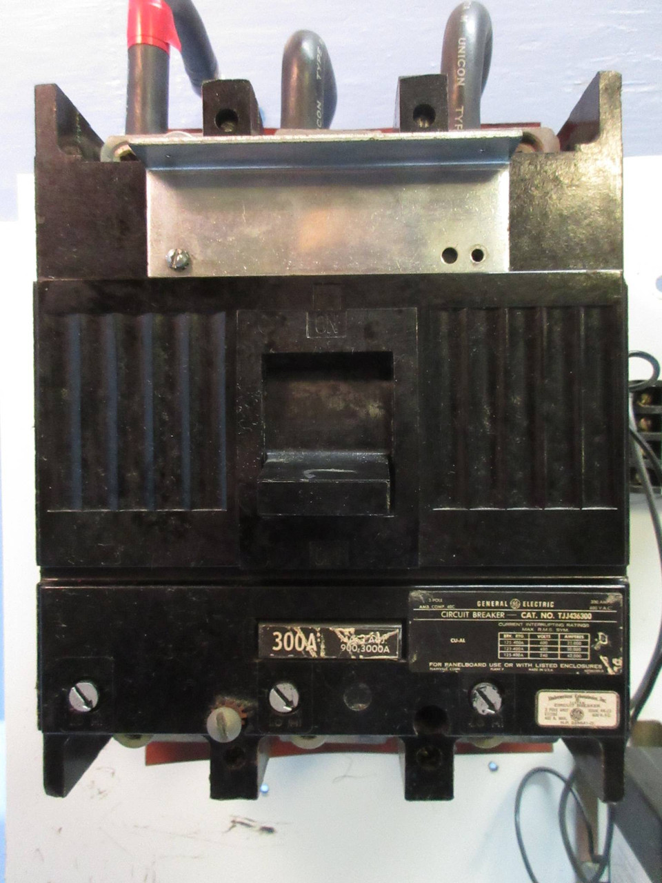 GE Powell 300 Amp Breaker 24" Motor Control Center MCC Main Feeder Bucket 7700 (TK2757-1)