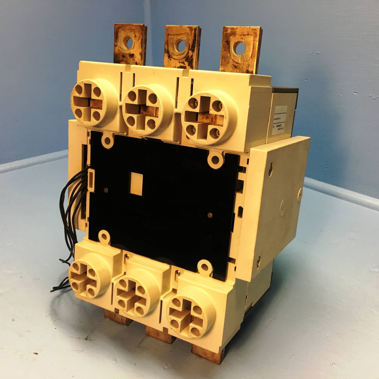 ABB S6H-D SACE S6 800A 3P Molded Case Switch w/ Cradle S6HD 800 Amp no key (EM2092-4)