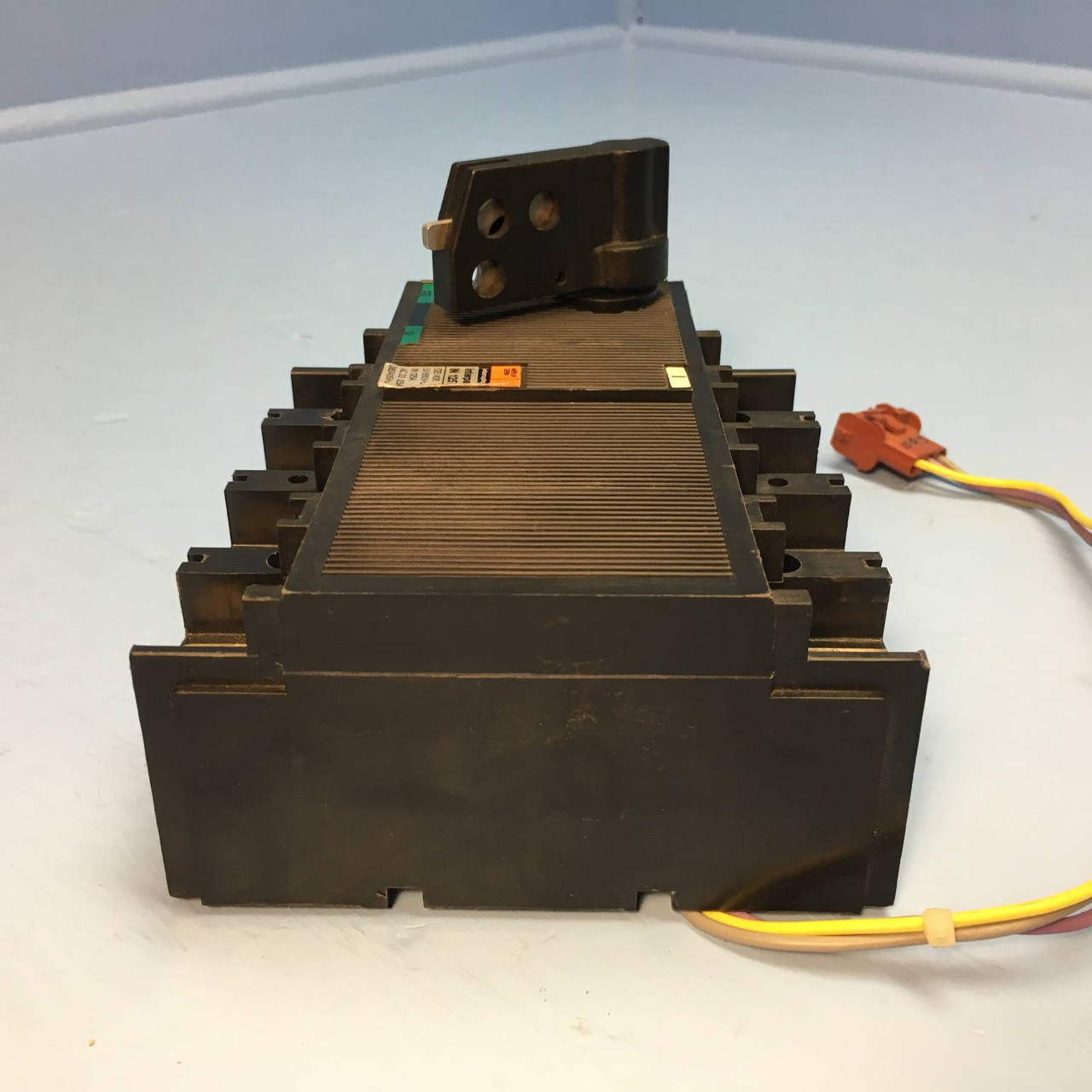 Merlin Gerin IN125T 125A Interpact Circuit Breaker 380V 3 Pole IN 125T 125 Amp (EM2095-2)