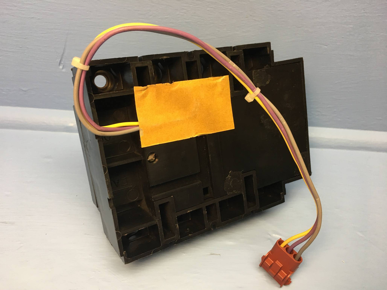 Merlin Gerin IN 125T 125A Interpact Circuit Breaker 380V 3 Pole IN125T 125 Amp (EM2095-2)