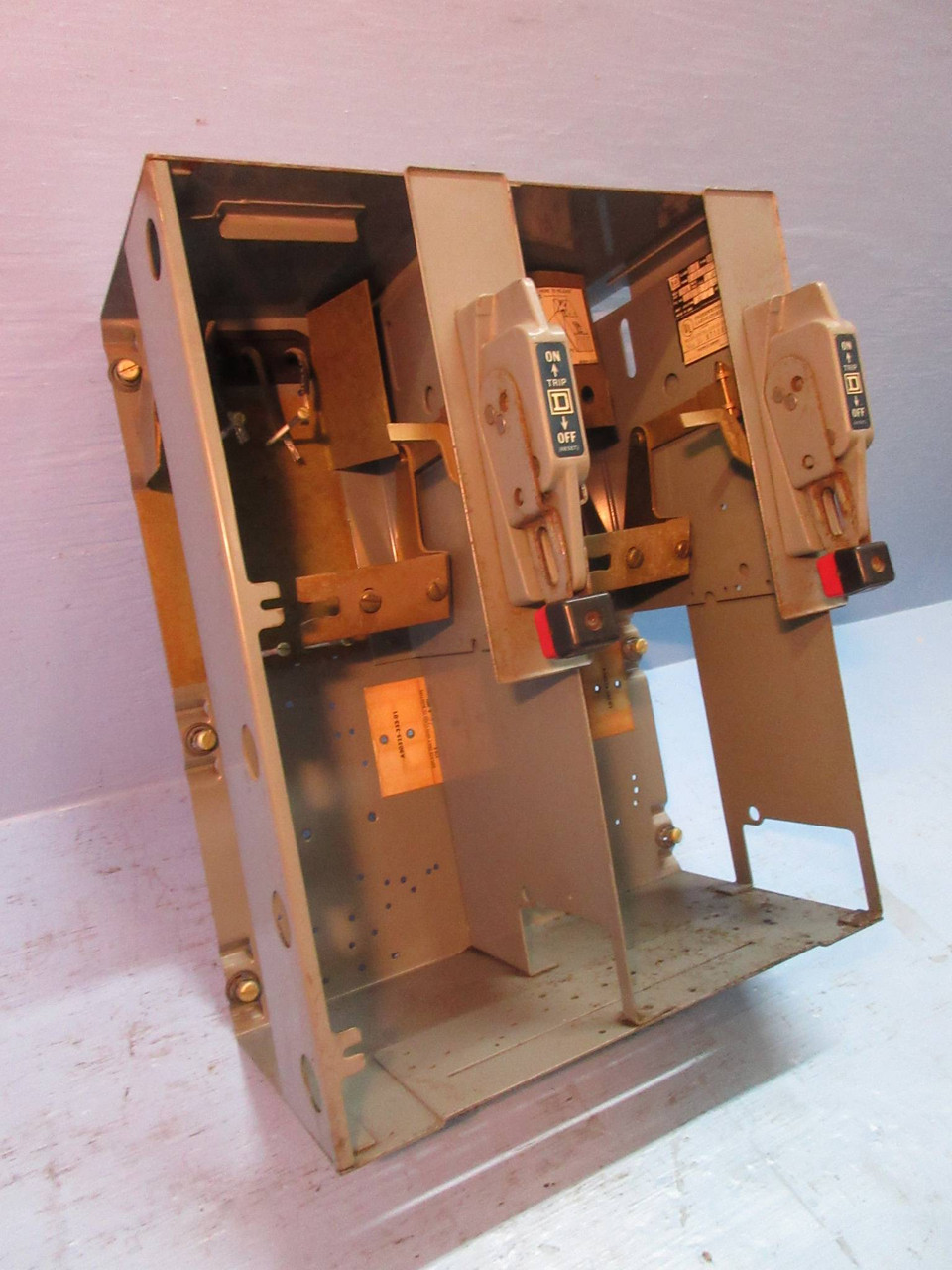 Square D Model 4 Dual 30 Amp Breaker Feeder MCC Bucket MCCB 18" Twin 30A Mod 4 (TK2787-40)