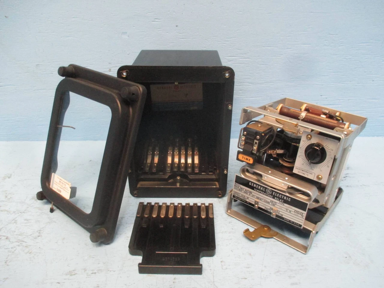 3rd Image of DW0360