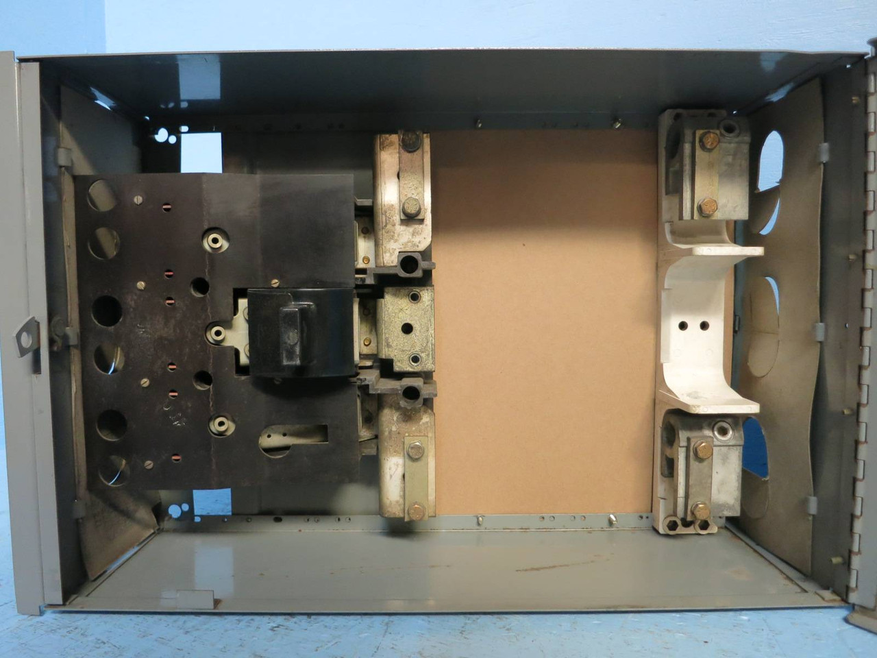 Westinghouse FDP265 400A 600V 2P Fusible Panelboard Switch Unit 2-Pole ML 265 (PM2664-2)