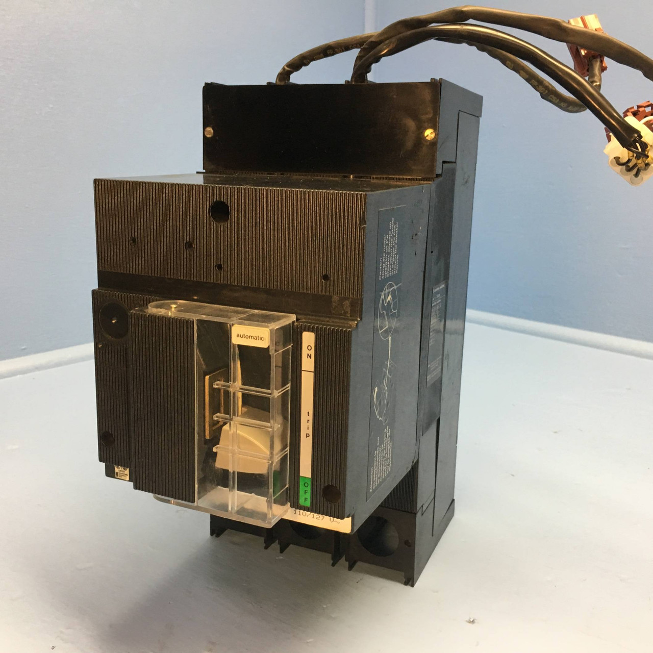 Image of Merlin Gerin CJ400L 36060 400A Compact Circuit Breaker 350 Amp Trip Aux & Shunt