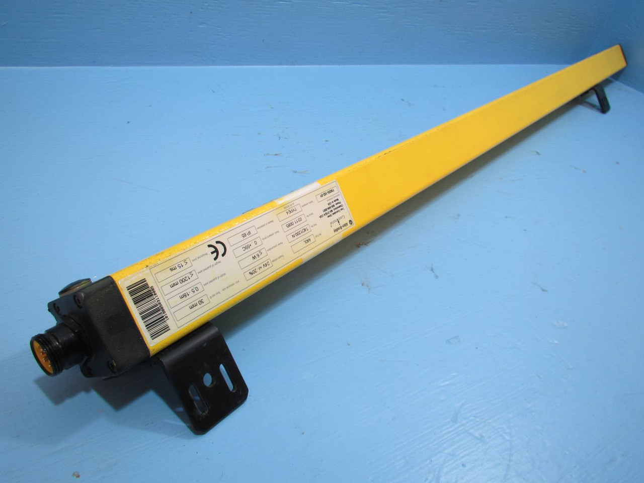 Allen Bradley GuardMaster 440L-T4D1200 Safety Light Curtain 1200 mm 440LT4D1200 (NP1753-7)