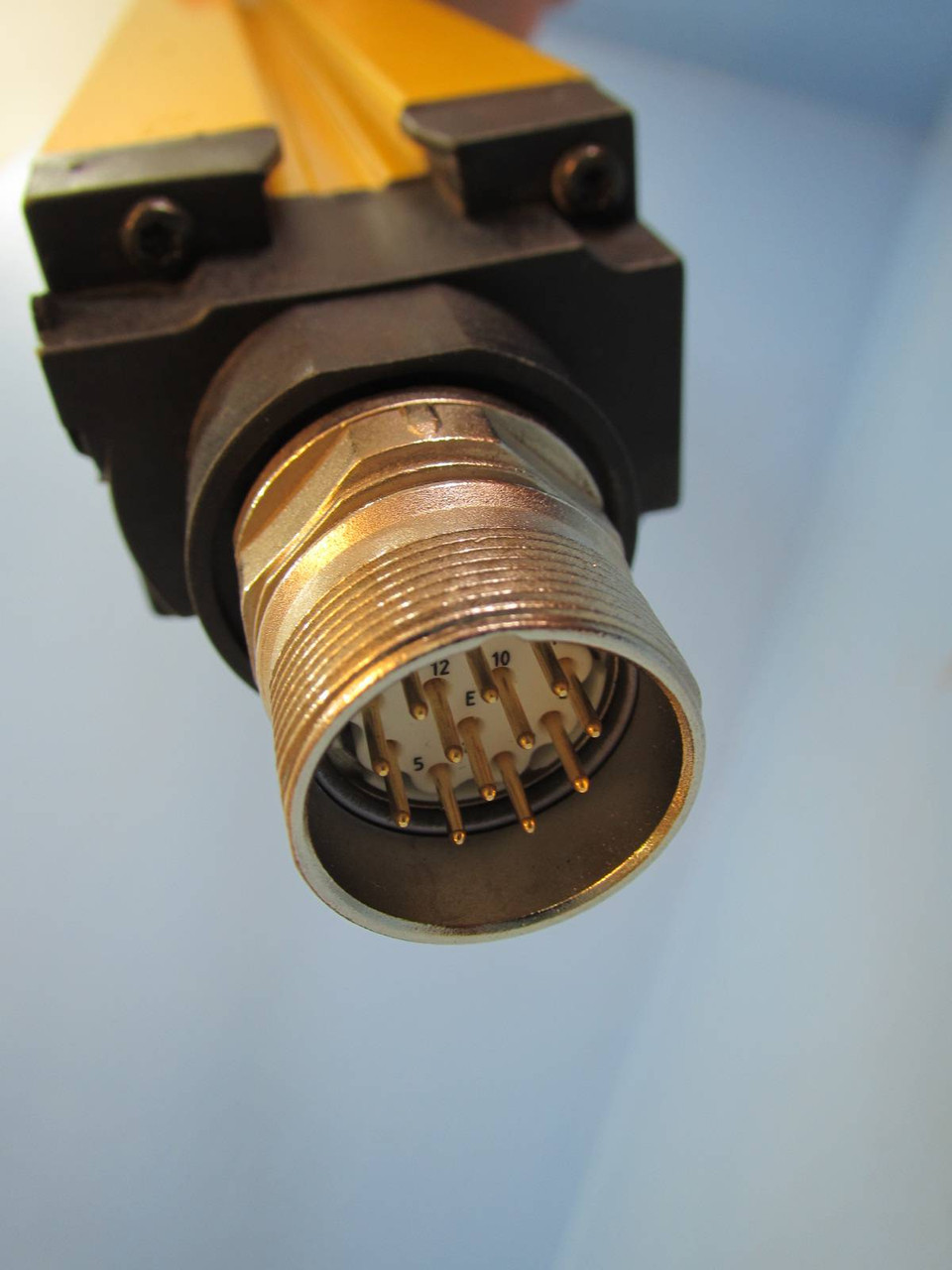 Allen Bradley GuardMaster 442L-RA41530CBCD_A Light Curtain 1500 mm  442LRA41530 (NP1754-1)