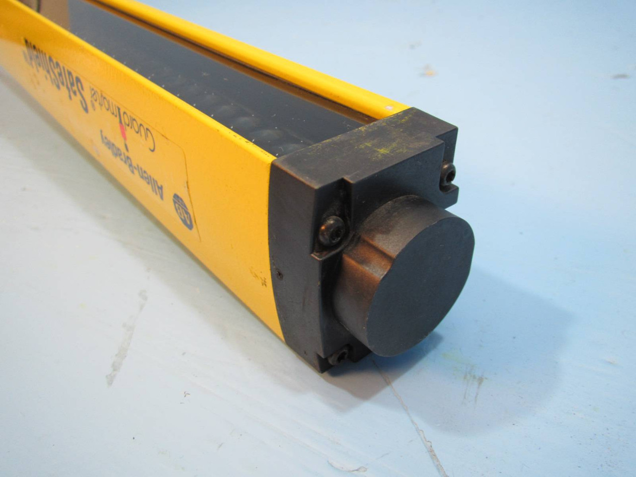 Allen Bradley GuardMaster 442L-TA41530CACD_A Light Curtain 1500 mm  442LTA41230 (NP1757-13)