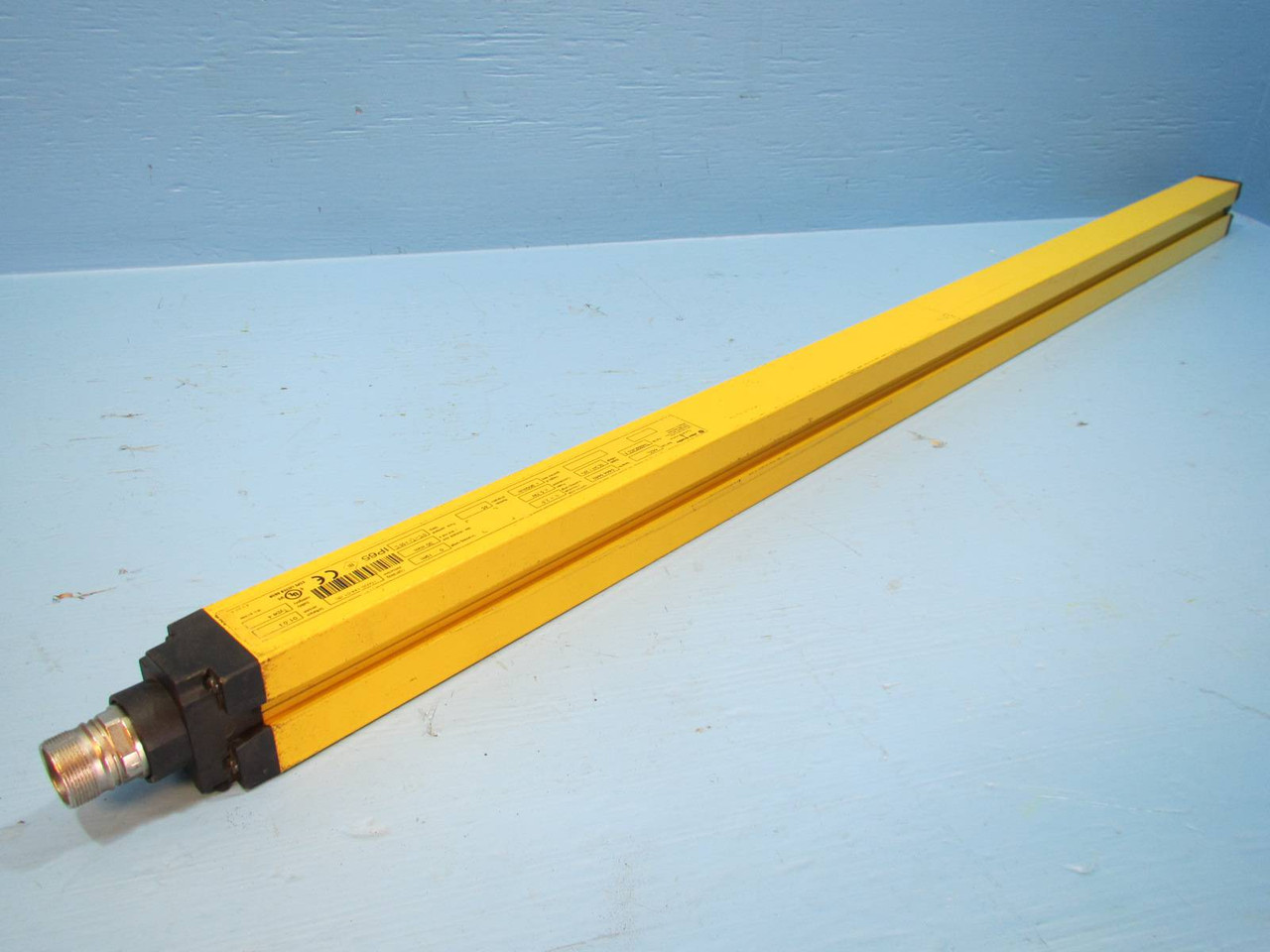 Allen Bradley GuardMaster 442L-TA40930CACD Safety Light Curtain 900mm TA40930 (NP1758-3)