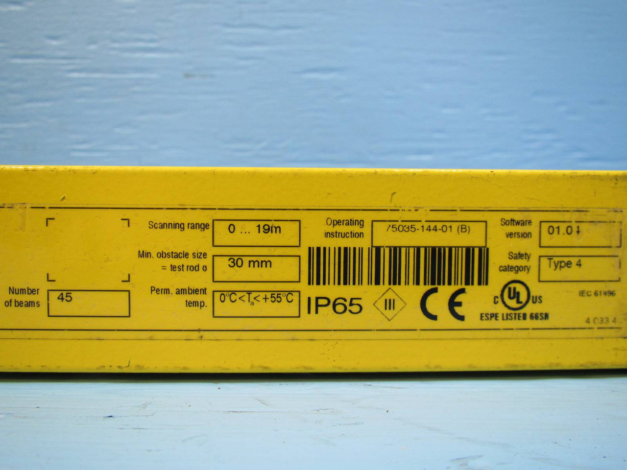 Allen Bradley GuardMaster 442L-TA40930CACD Safety Light Curtain 900mm TA40930 (NP1758-3)