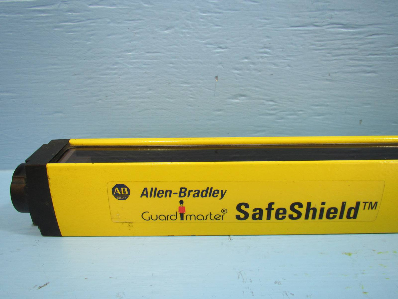 Allen Bradley GuardMaster 442L-RA40930CBCD Safety Light Curtain 900mm RA40930 (NP1759-3)