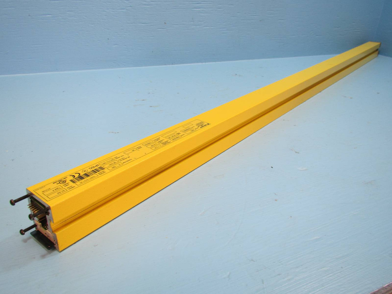 Allen Bradley GuardMaster 442L-TA41230DAC Light Curtain 1200mm  442LTA41230 1.04 (NP1764-1)