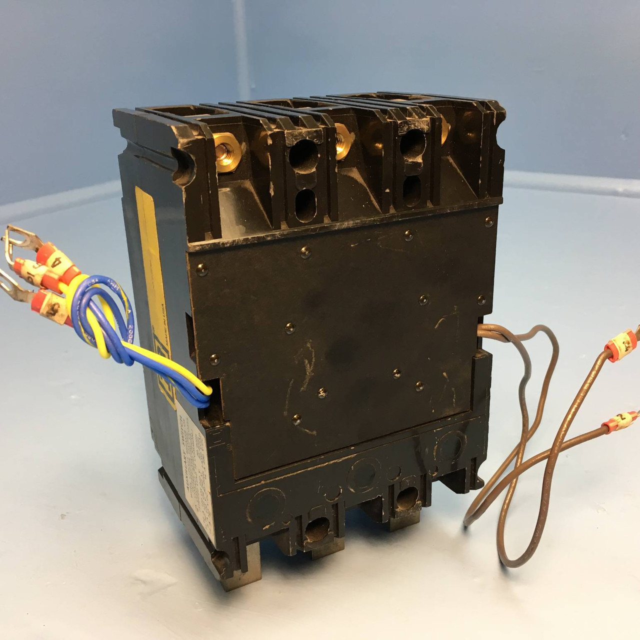 Square D FHL3610016DC1684 100A DC Circuit Breaker w/ Aux & UVR 500V 3P 100 Amp (EM2120-1)