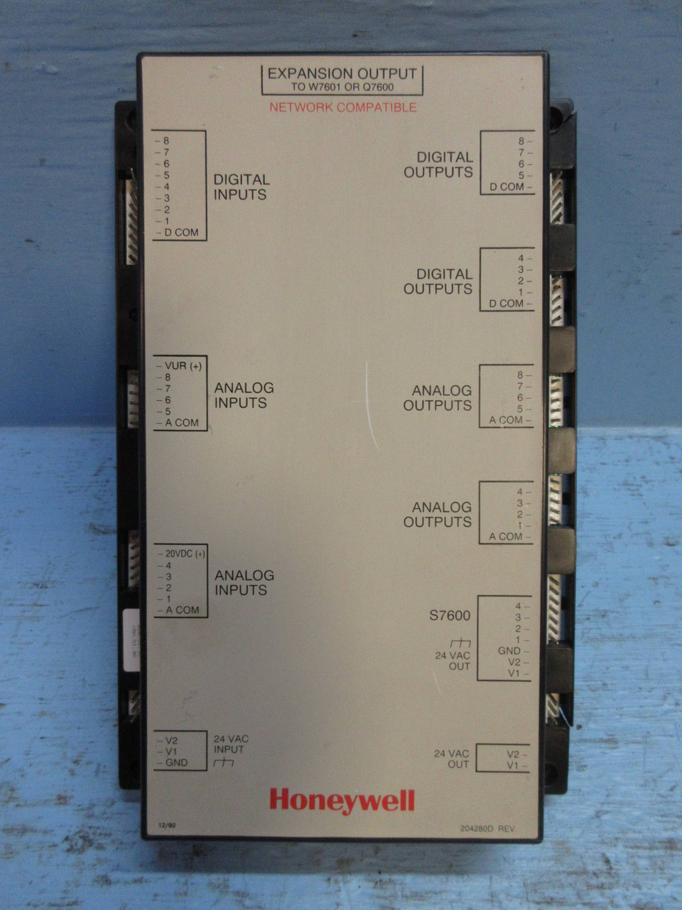 Honeywell W7600G2004 Expansion Output Module PLC To W7601 or Q7600 24V 18VA (TK2829-1)