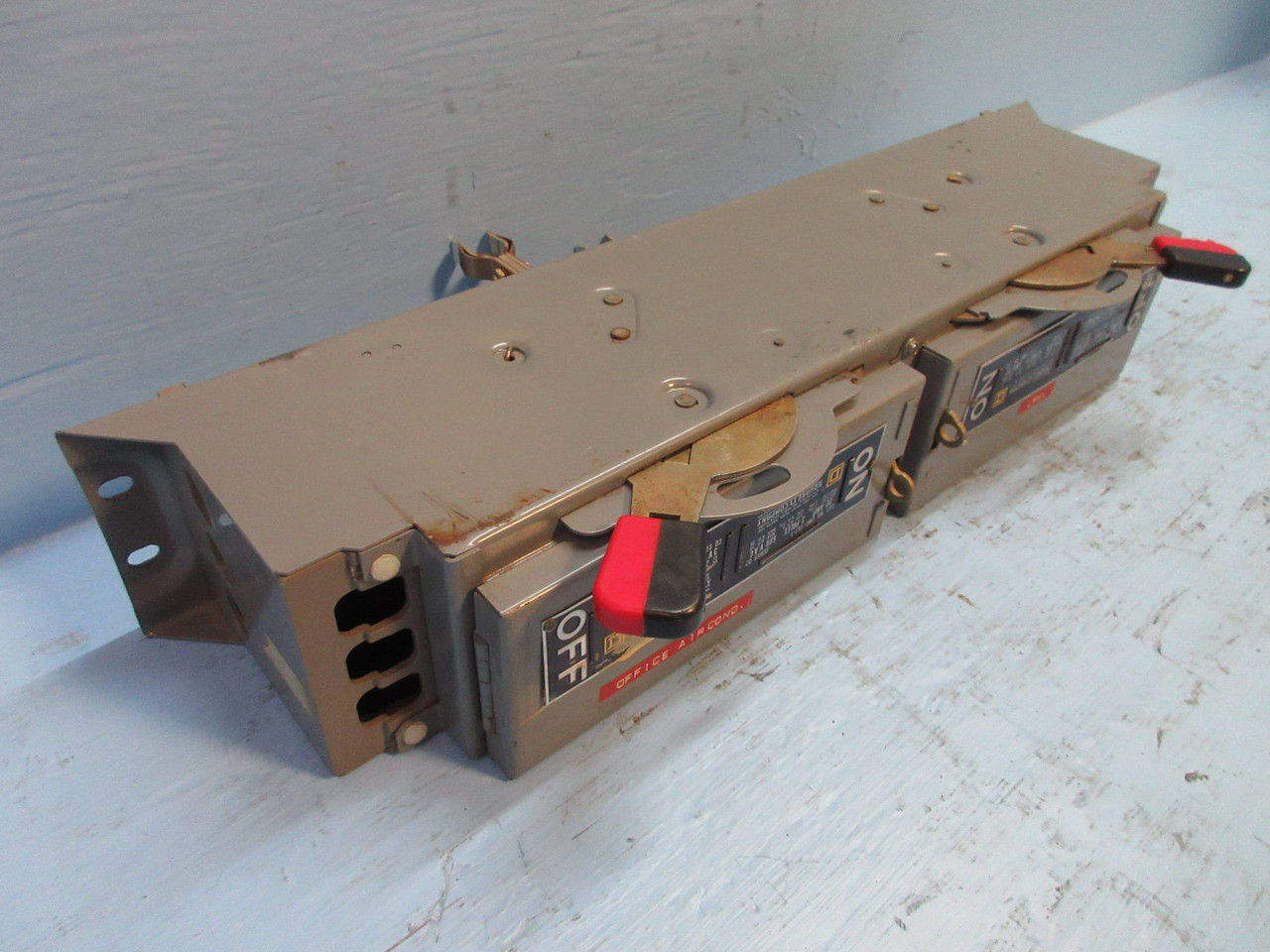 Square D QMB-361-T QMB 30 Amp 600 VAC Fusible Branch Switch D2 Series QMB361T (TK2860-3)