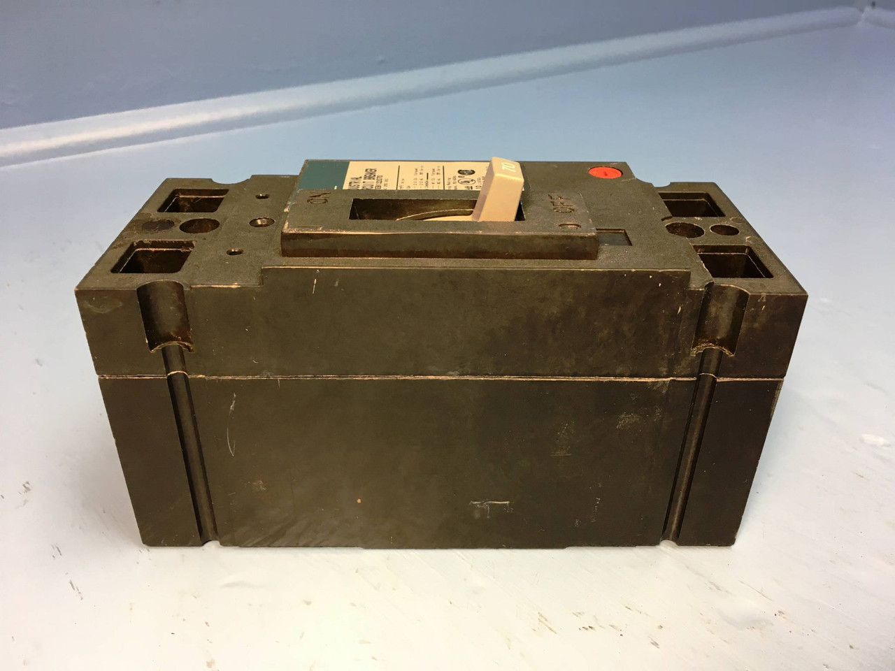 GE 70A TEB122070 Circuit Breaker Green 240V 2 Pole 70 Amp General Electric HACR (EM2144-1)